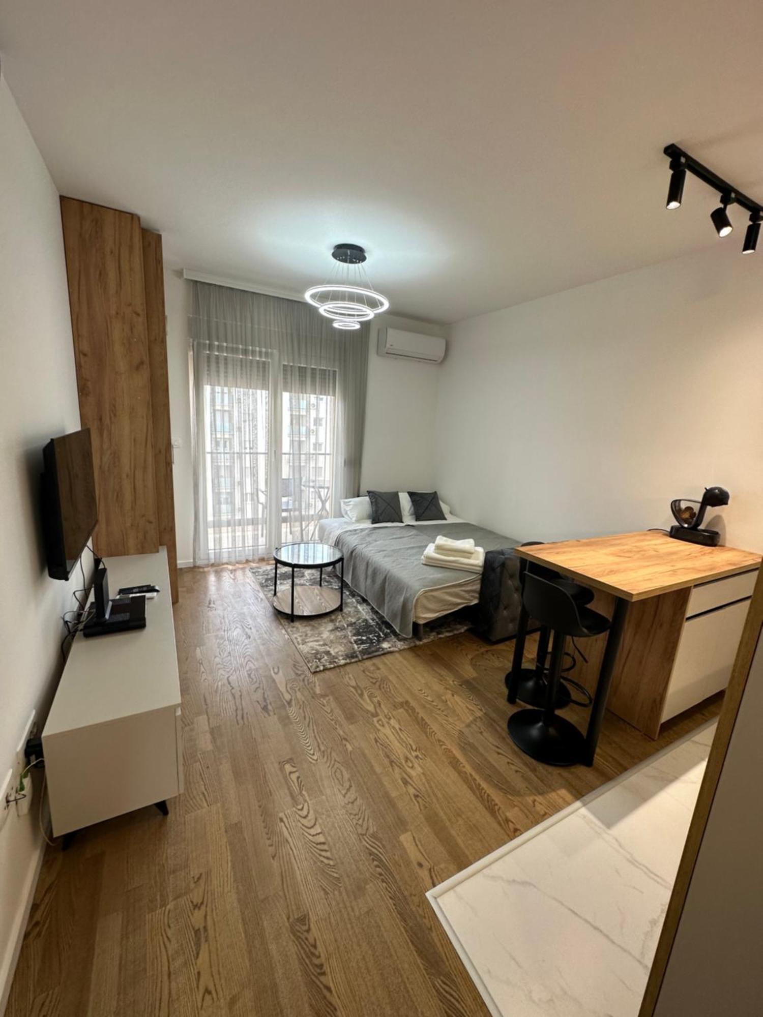 Luxury Apartments D&B Podgorica Zewnętrze zdjęcie